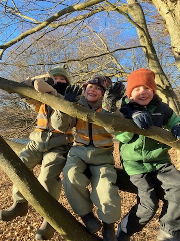 🌲 Frisk luft och spring i benen: Cirkelns utedag i Lilleskog