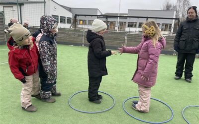 Full fart ute – Sten, sax, påse på ett helt nytt sätt! 🏃💨