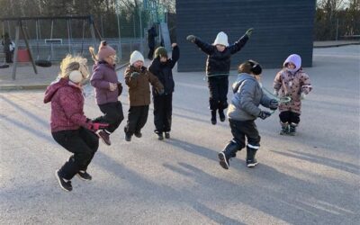 ☀️ Full rulle och kreativt lugn på fritids!