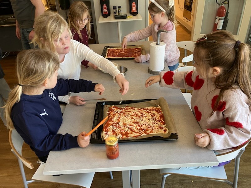🐣 Vilken påsklovsavslutning! Pyssel, bakning och pizzafest