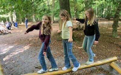Härlig friluftsdag i Pålsjö skog med årskurs 4!